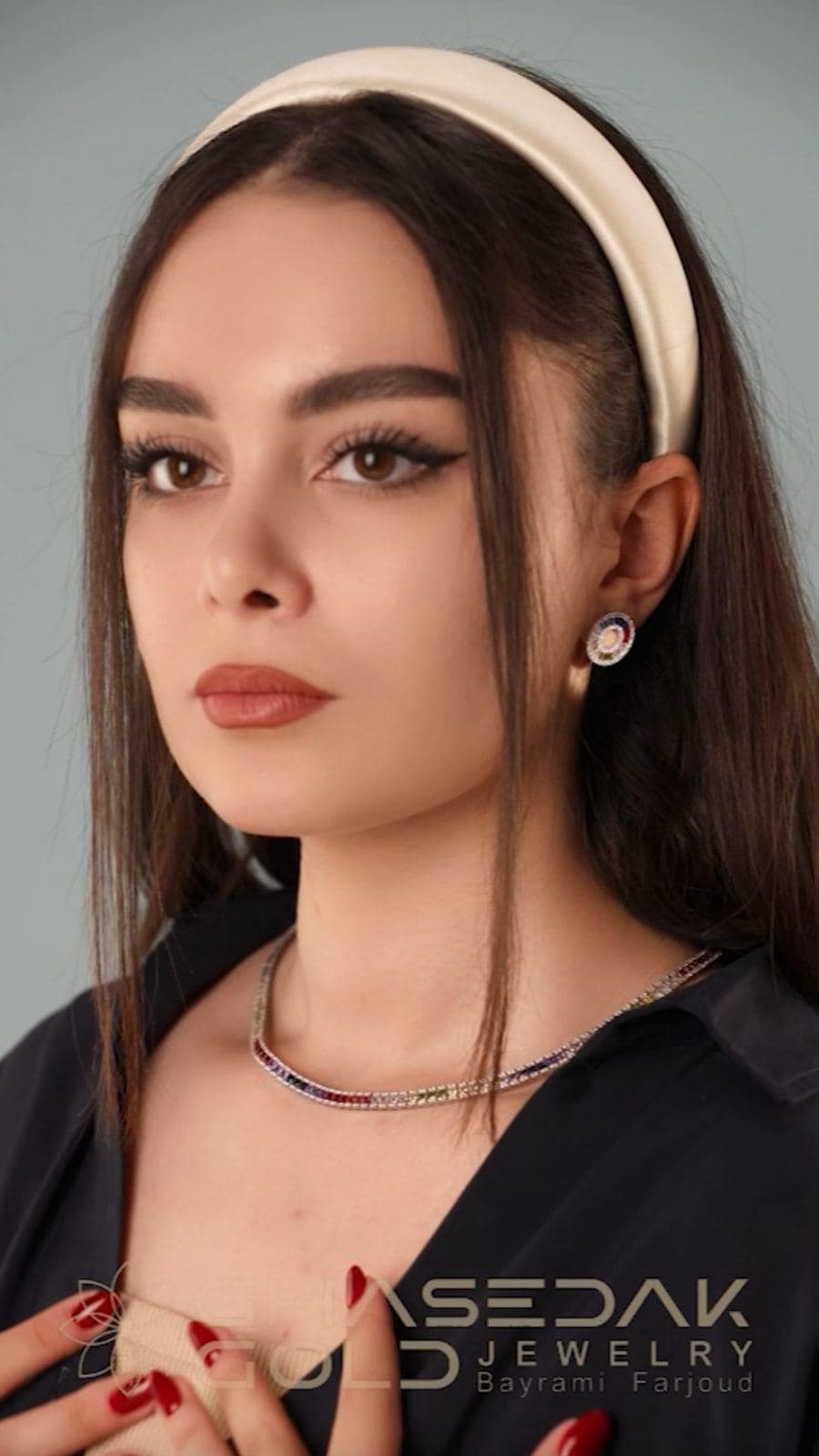 ⁨	✨ سرویس مولتی‌کالر؛ خاص، چشم‌گیر و پر از رنگ ✨