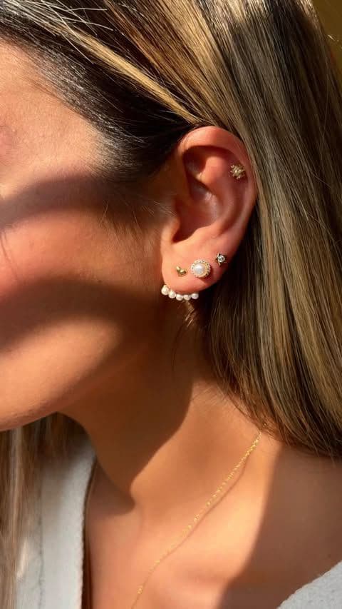 یک مروارید، ظرافتی ناب برای استایلی که همیشه ماندگار است. 🤍✨