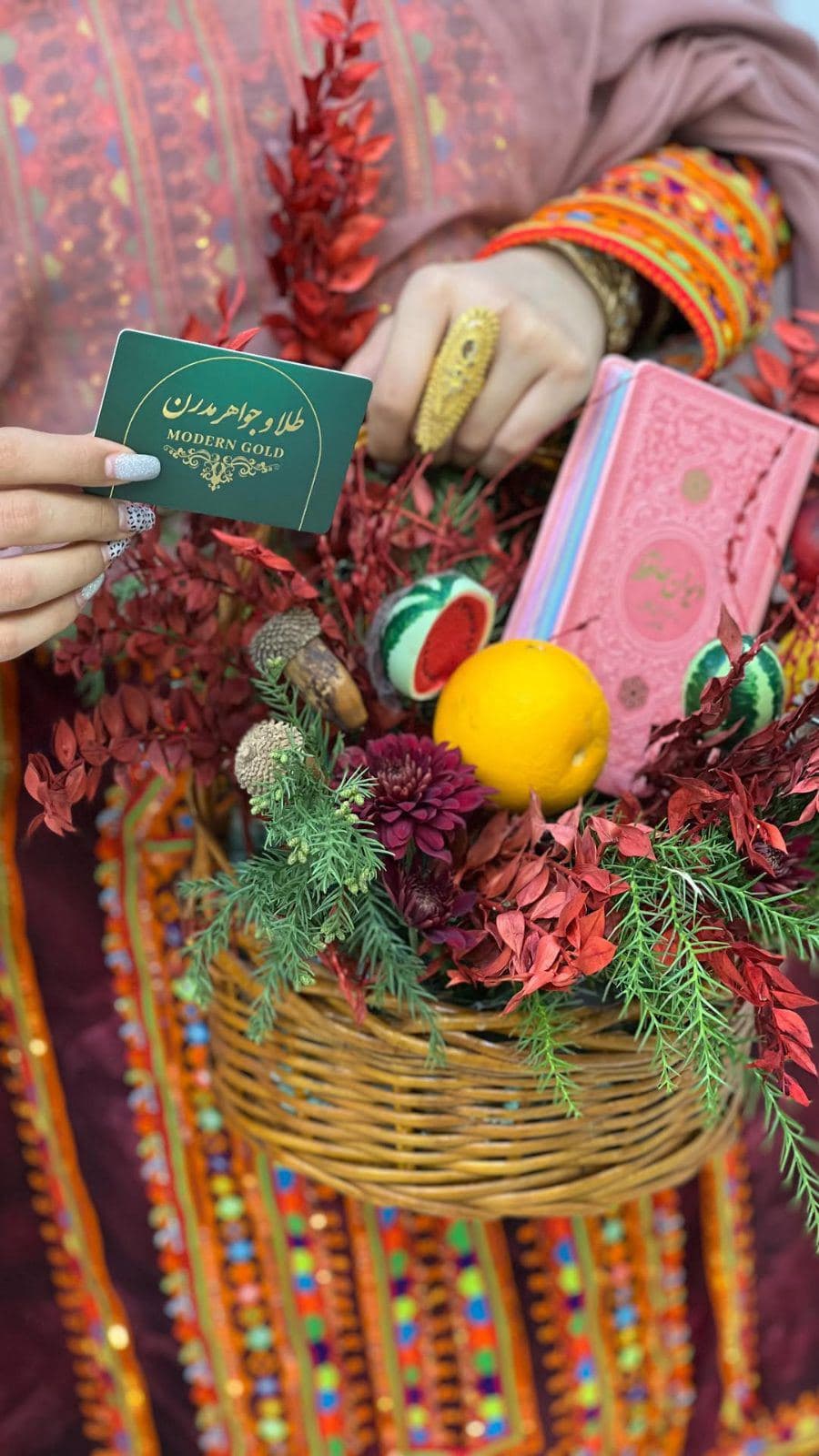 ⁨	درخشش طلا در بلندترین شب سال 🍉✨