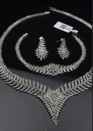 سرویس تراش مورانو
