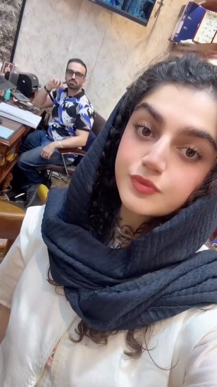 ⁨	لطفا هیچ وقت با دایی هاتون کار نکنید😀✋🏻✊🏻