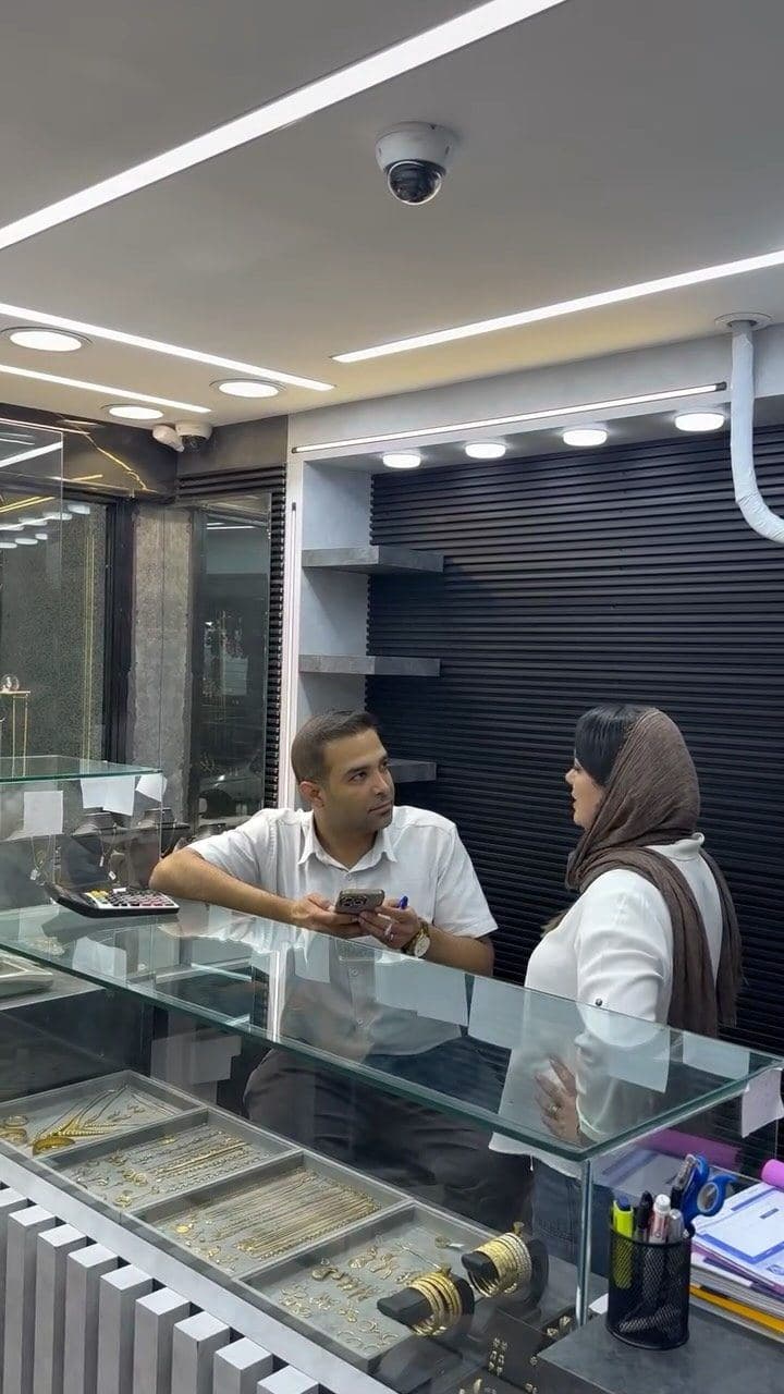 ⁨	خلاصه که خیلی مراقب باشید …….