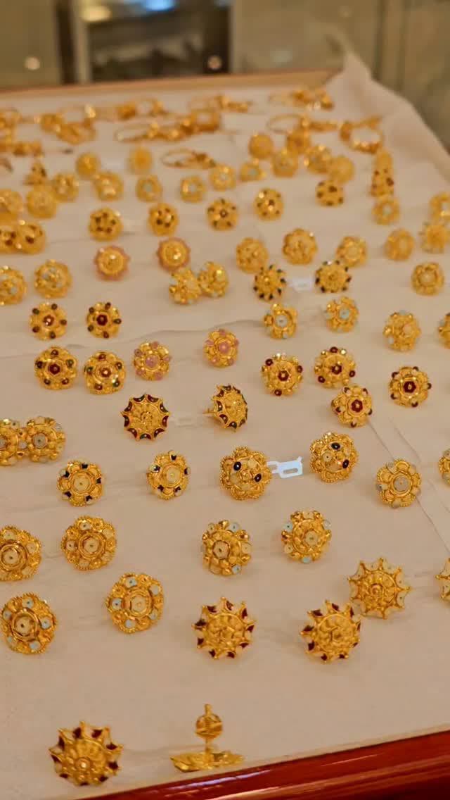 گوشواره های میخی هندی 18 عیار